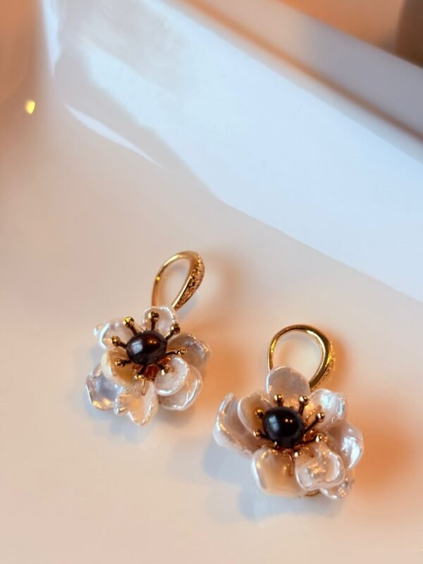 Lunaire earrings